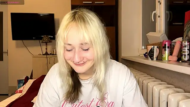 Snapshot of Ulemonala_Cute chatting on December 2025 08:07:02 PM Ulemonala Cute online show from December 2025 08:07:02 PM