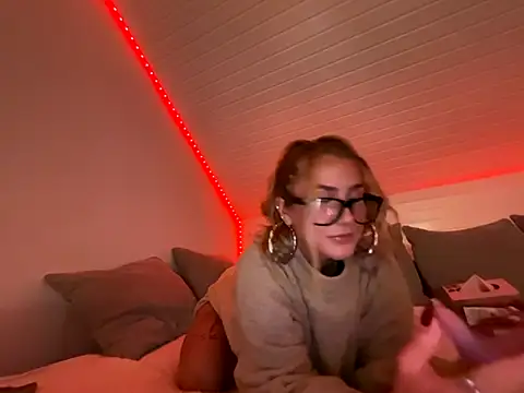 goddesemiiyy online show from November 2025 07:27:02 PM