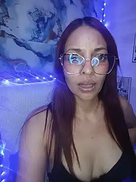 Snapshot of cerecita_anna chatting on June 2026 11:52:01 PM cerecita anna online show from June 2026 11:52:01 PM