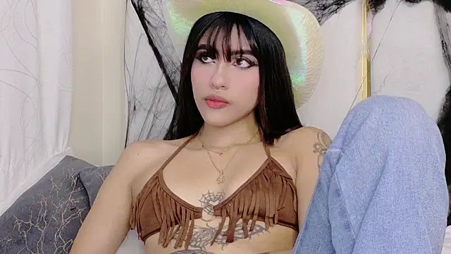 Snapshot of Amara_prescott chatting on October 2025 08:20:01 PM Amara prescott online show from October 2025 08:20:01 PM