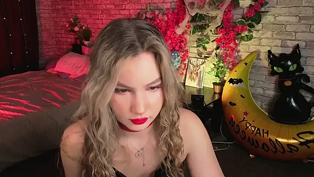 Snapshot of _BellaClark chatting on October 2025 08:10:01 PM BellaClark online show from October 2025 08:10:01 PM