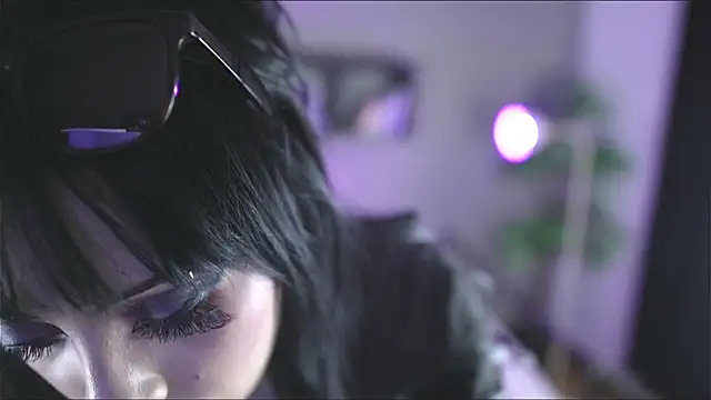 Snapshot of Bayonetta_doll chatting on October 2025 08:43:02 PM Bayonetta doll online show from October 2025 08:43:02 PM