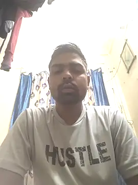 mayankc2700 online show from October 2025 06:44:02 AM