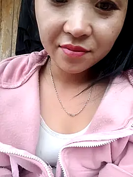 Snapshot of miemie-xx chatting on October 2025 11:38:02 PM miemie-xx online show from October 2025 11:38:02 PM