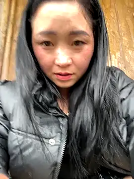 Snapshot of miemie-xx chatting on October 2025 07:38:02 AM miemie-xx online show from October 2025 07:38:02 AM