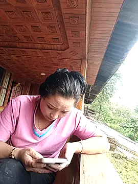 Snapshot of miemie-xx chatting on October 2025 06:30:01 AM miemie-xx online show from October 2025 06:30:01 AM