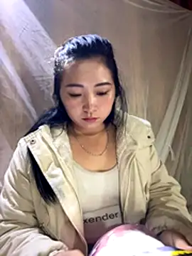 Snapshot of miemie-xx chatting on November 2025 01:51:02 AM miemie-xx online show from November 2025 01:51:02 AM