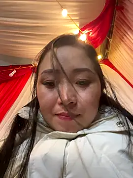 Snapshot of miemie-xx chatting on November 2025 07:36:02 PM miemie-xx online show from November 2025 07:36:02 PM