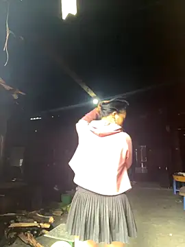 Snapshot of miemie-xx chatting on November 2025 01:36:01 AM miemie-xx online show from November 2025 01:36:01 AM