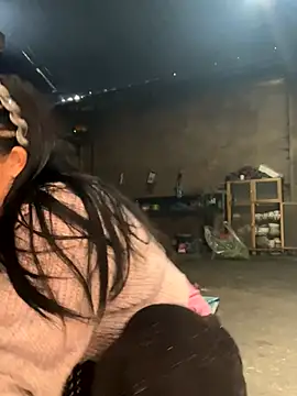 Snapshot of miemie-xx chatting on November 2025 01:06:01 AM miemie-xx online show from November 2025 01:06:01 AM