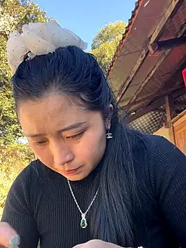 Snapshot of miemie-xx chatting on November 2025 07:12:01 AM miemie-xx online show from November 2025 07:12:01 AM