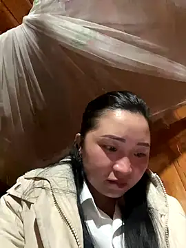 Snapshot of miemie-xx chatting on December 2025 11:59:02 AM miemie-xx online show from December 2025 11:59:02 AM