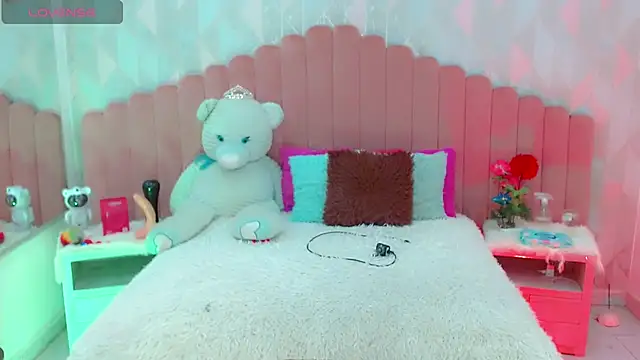 Snapshot of amber_maldonado chatting on October 2025 06:57:02 AM amber maldonado online show from October 2025 06:57:02 AM