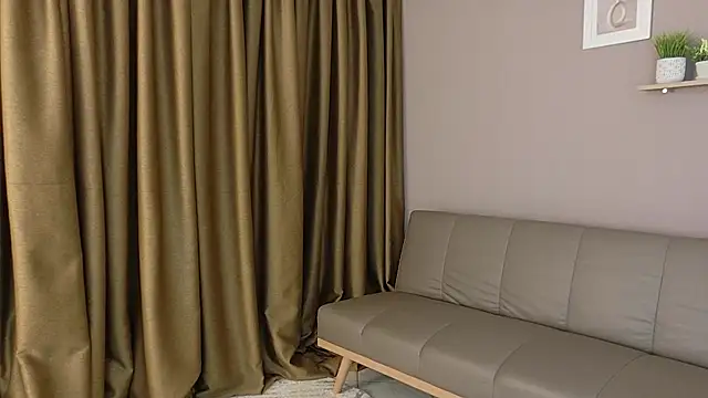 Snapshot of ZahraMilf chatting on November 2025 03:50:01 AM ZahraMilf online show from November 2025 03:50:01 AM