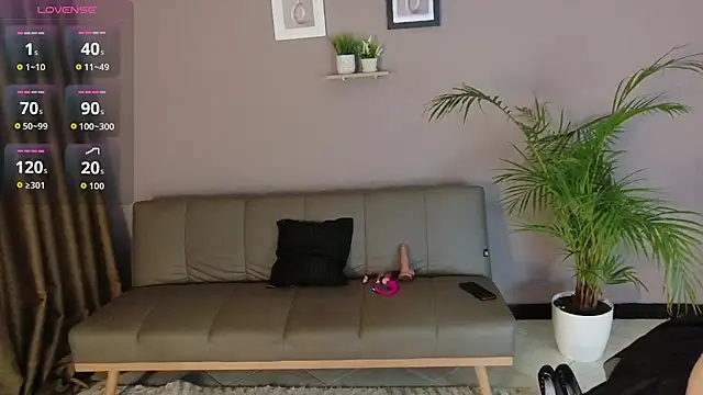 ZahraMilf online show from January 2026 08:00:01 PM