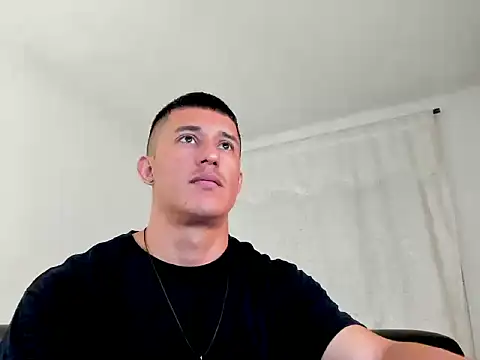 Snapshot of Muscle_man07 chatting on August 2026 03:16:02 PM Muscle man07 online show from August 2026 03:16:02 PM