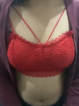 Snapshot of Spicy_Baby69 chatting on November 2025 03:32:02 PM Spicy Baby69 online show from November 2025 03:32:02 PM