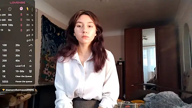 MiaLovelyOne online show from November 2025 06:11:02 AM