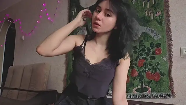 MiaLovelyOne online show from April 2026 04:27:01 AM