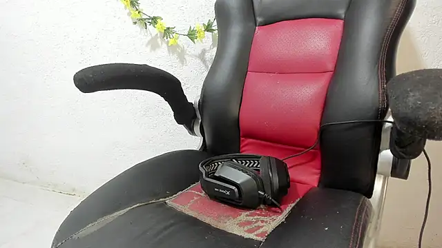 Snapshot of soffycarter1 chatting on November 2025 11:37:01 PM soffycarter1 online show from November 2025 11:37:01 PM