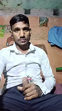 Snapshot of BiggerDickGuy chatting on November 2025 01:03:01 PM BiggerDickGuy online show from November 2025 01:03:01 PM