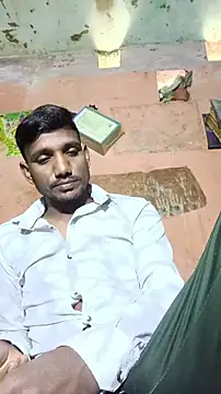 Snapshot of BiggerDickGuy chatting on November 2025 06:28:01 AM BiggerDickGuy online show from November 2025 06:28:01 AM