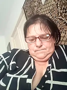 Snapshot of MilaCold5443 chatting on February 2026 01:06:01 PM MilaCold5443 online show from February 2026 01:06:01 PM