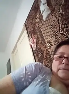 Snapshot of MilaCold5443 chatting on February 2026 06:20:02 AM MilaCold5443 online show from February 2026 06:20:02 AM