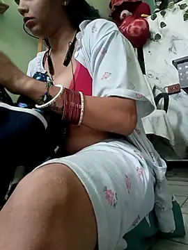 Snapshot of Parya_109 chatting on October 2025 08:42:01 AM Parya 109 online show from October 2025 08:42:01 AM