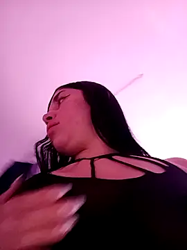 AbbyLewiis online show from November 2025 01:40:01 PM