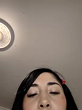 AbbyLewiis online show from January 2026 02:04:02 AM