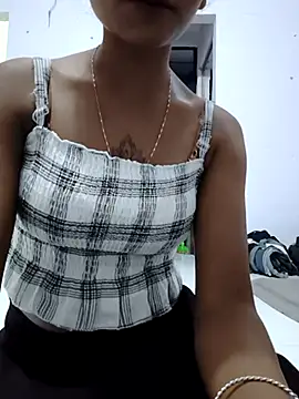 Snapshot of sexy_Lili_01 chatting on October 2025 05:10:02 PM sexy Lili 01 online show from October 2025 05:10:02 PM