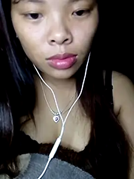 Snapshot of hello-cute chatting on October 2025 04:13:01 PM hello-cute online show from October 2025 04:13:01 PM