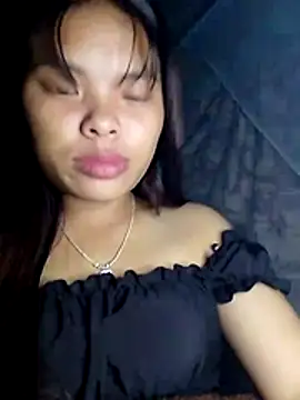 Snapshot of hello-cute chatting on October 2025 03:58:02 PM hello-cute online show from October 2025 03:58:02 PM