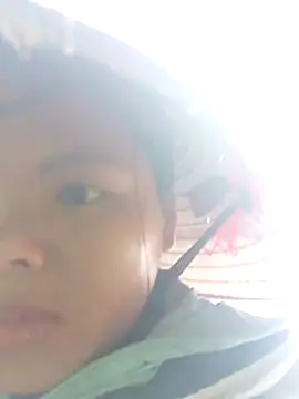 Snapshot of hello-cute chatting on November 2025 02:23:02 AM hello-cute online show from November 2025 02:23:02 AM