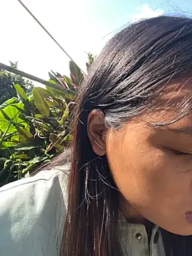 Snapshot of hello-cute chatting on November 2025 03:49:02 AM hello-cute online show from November 2025 03:49:02 AM