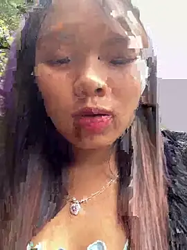 Snapshot of hello-cute chatting on November 2025 04:18:01 AM hello-cute online show from November 2025 04:18:01 AM