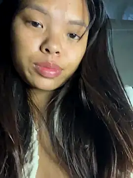 Snapshot of hello-cute chatting on November 2025 01:52:02 AM hello-cute online show from November 2025 01:52:02 AM