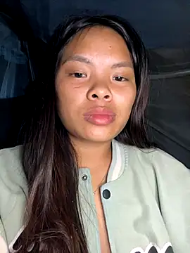 Snapshot of hello-cute chatting on December 2025 06:17:01 PM hello-cute online show from December 2025 06:17:01 PM