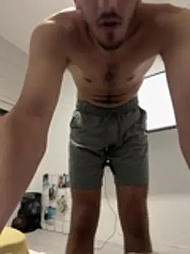 Snapshot of Tommy_horny20 chatting on January 2026 10:41:02 PM Tommy horny20 online show from January 2026 10:41:02 PM