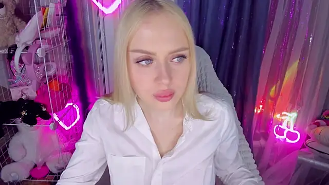 CeaneLino online show from March 2026 03:49:02 PM