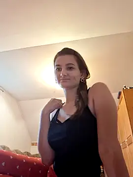 Snapshot of Nika_aa chatting on October 2025 06:05:01 AM Nika aa online show from October 2025 06:05:01 AM