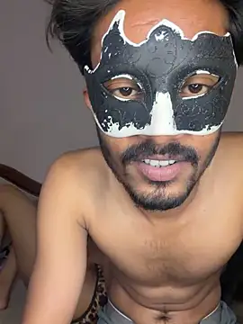 Lovebirdss online show from March 2026 09:20:01 AM