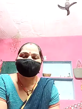 Snapshot of Ut_kanchna chatting on October 2025 12:13:01 AM Ut kanchna online show from October 2025 12:13:01 AM