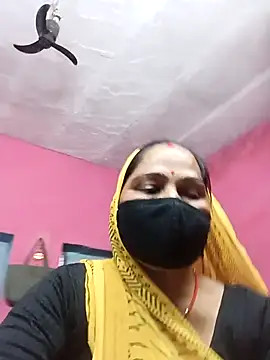 Snapshot of Ut_kanchna chatting on November 2025 01:11:02 PM Ut kanchna online show from November 2025 01:11:02 PM