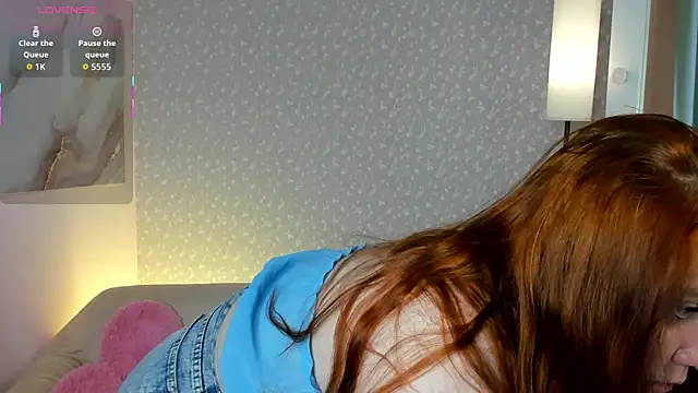 Snapshot of Diana_charon chatting on November 2025 01:09:02 AM Diana charon online show from November 2025 01:09:02 AM