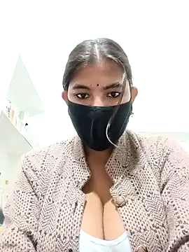 Snapshot of Hot_radhaji chatting on November 2025 03:23:02 PM Hot radhaji online show from November 2025 03:23:02 PM