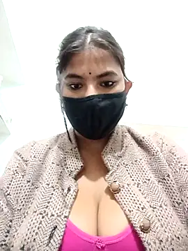 Snapshot of Hot_radhaji chatting on November 2025 05:58:02 PM Hot radhaji online show from November 2025 05:58:02 PM