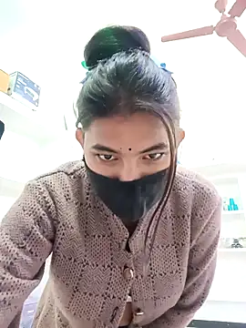 Snapshot of Hot_radhaji chatting on December 2025 04:35:02 PM Hot radhaji online show from December 2025 04:35:02 PM