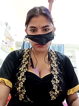 Hot radhaji online show from April 2026 01:41:01 AM